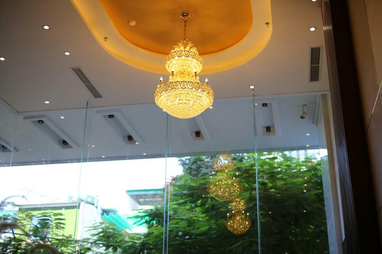 Aloha Hotel Nha Trang Buitenkant foto